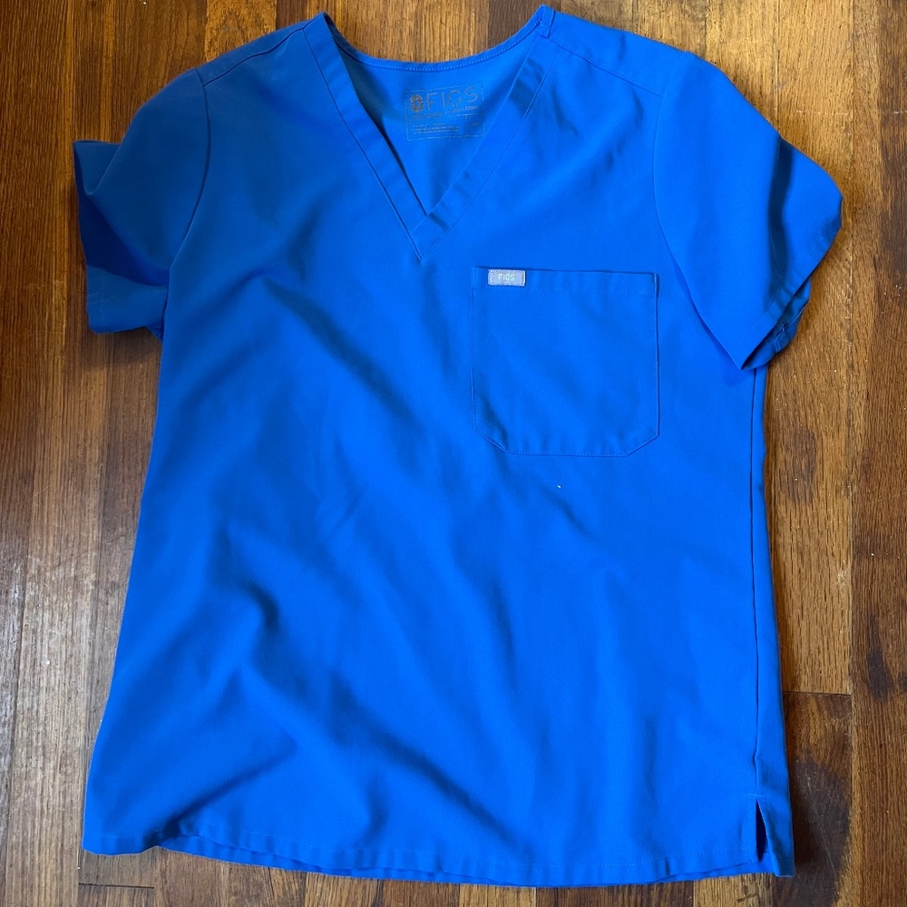 Figs one pocket blue scrub top